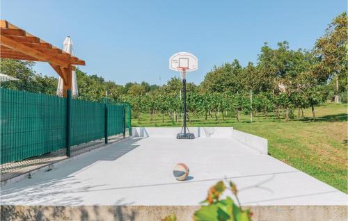 Topid House | Holiday Home Topid Topid Ii