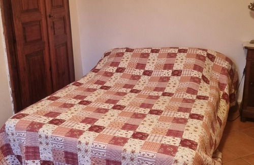 Guiselle House | Holiday Home 'Venaco' with Shared Terrace, Wi-Fi and Air Conditioning