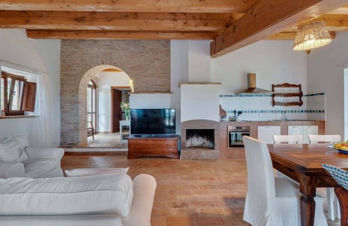 Mombaroccio House | Holiday Home Villagrande Adriatic Pool