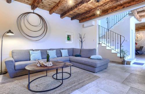 Radovani House | Holiday Home Villa Radovani by Interhome