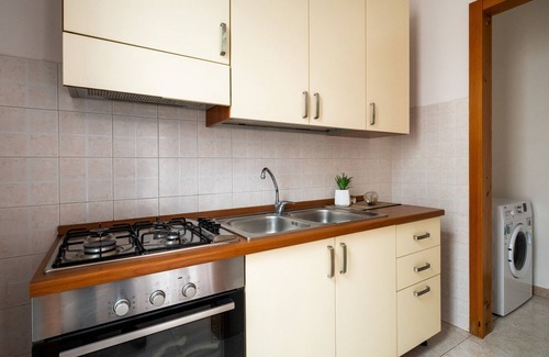 San Foca House | Holiday Home 'Villetta Blu Love San Foca' with Private Terrace, Wi-Fi and Air Conditioning