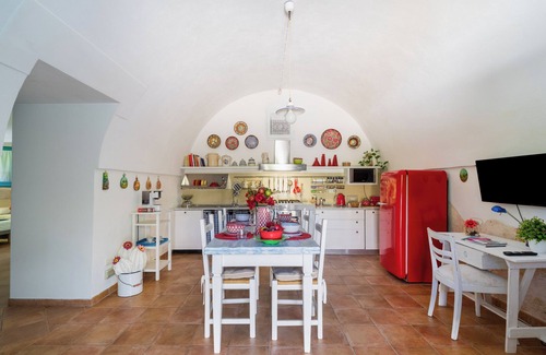 Ruffano House | Holiday Home 'Villetta Le More' with an exclusive large garden, Wi-Fi and Air Conditioning