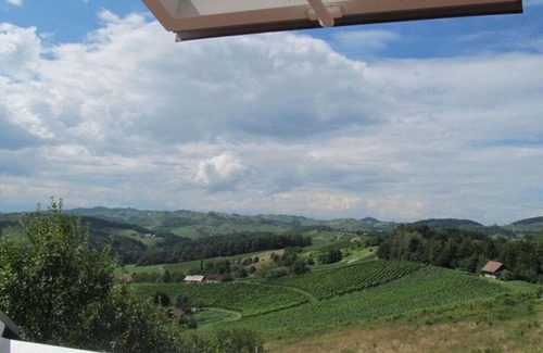 Zgornja Kungota House | Holiday home with 2 bedrooms