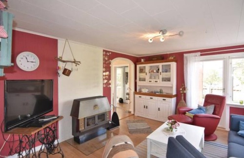 Katebol House | Holiday home with a panoramic view of Lake Sannesjön