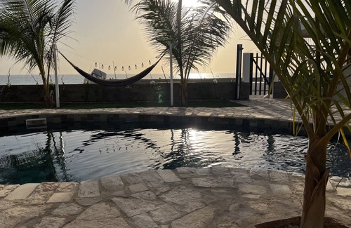 Saly Niakhniakhal Villa | Holiday home with hotel service on the beautiful beach of Saly: beach house MIMA