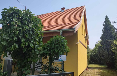 Siofok-Sosto House | Holiday home with air conditioning and wIFI