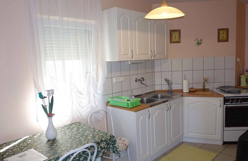 Gyenesdias House | Holiday home with pool, air conditioning and WiFi