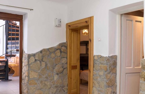 Keszthely House | Holiday home with Pool and Internet