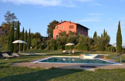 Stabbia House | Holiday home with pool and jacuzzi