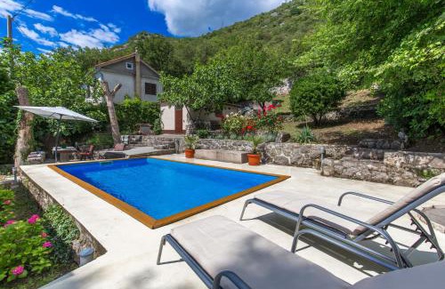 Bakarac House | Holiday Home Zita