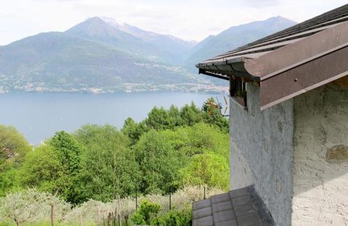 Vignola House | Holiday homes in Belmonte, Italy