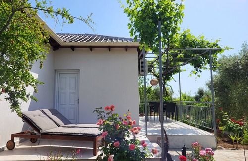 Skala Potamias House | Holiday homes in the olive grove