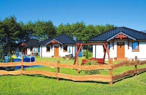 Darlowo House | Holiday homes near the lake, mini zoo