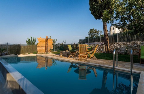 Kastellos House | Holiday house Kastellos for 1 - 8 persons with 3 bedrooms - Holiday house