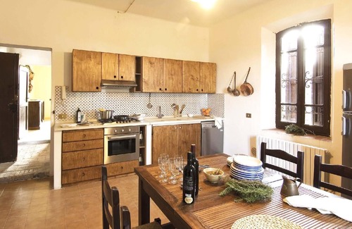 Salsomaggiore Terme House | Holiday house Salsomaggiore Terme for 1 - 16 persons with 6 bedrooms - Holiday home