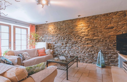 Plainevaux House | Holiday house 10-12 people. all comfort located as close to nature