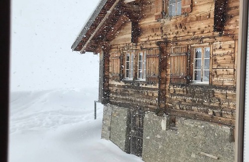 Unter dem Birg Ski Chalet | Holiday house Adelboden for 1 - 16 persons with 4 bedrooms - Farmhouse