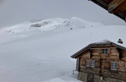 Unter dem Birg Ski Chalet | Holiday house Adelboden for 1 - 16 persons with 4 bedrooms - Farmhouse
