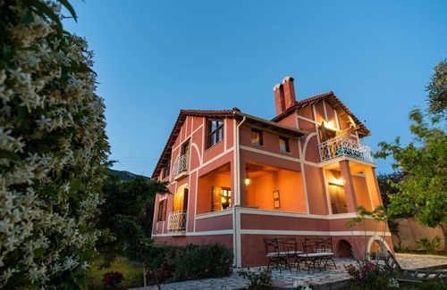 Agios Matthaios House | Holiday house Aghios Mattheos for 1 - 8 persons with 4 bedrooms - Holiday apartment in one or multi-