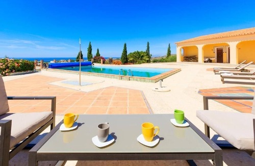 Almayate Bajo House | Holiday house Almayate for 6 - 8 persons with 3 bedrooms - Holiday house