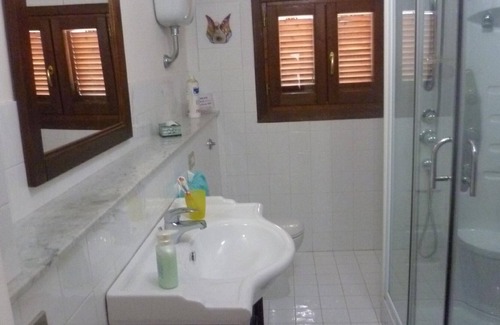 Alvignano House | Holiday house Alvignano for 1 - 10 persons with 5 bedrooms - Holiday house