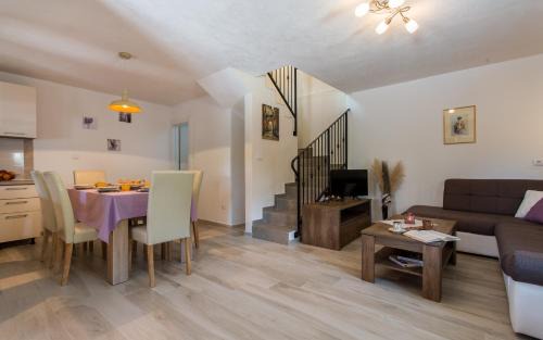 Milohnici House | Holiday house ANABELLA