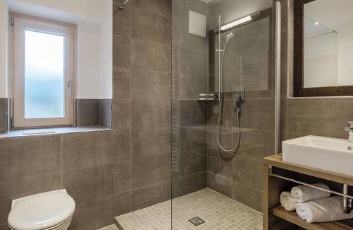 Mittelberg Apartment | Holiday house, bath, toilet, 4 or more bedrooms - Bergchalet Baad
