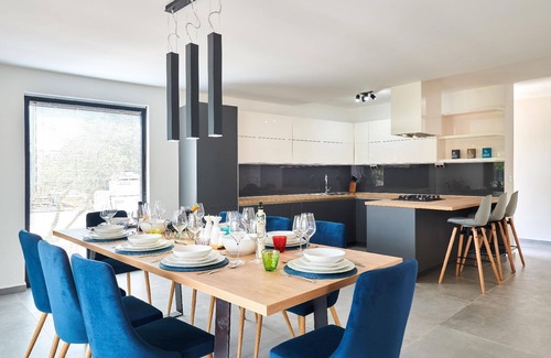 Kastel House | Holiday house Buje for 1 - 8 persons with 4 bedrooms - Holiday house