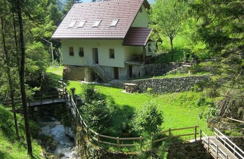 Tolmin House | Holiday house Donja Trebusa for 1 - 8 persons with 4 bedrooms - Holiday house
