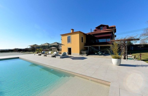 Esposende House | Holiday house Esposende for 1 - 12 persons with 6 bedrooms - Holiday house