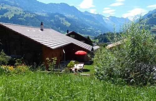 Frutigen House | Holiday house Frutigen for 1 - 4 persons with 2 bedrooms - Detached holiday house