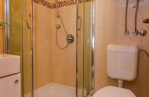 Gata House | Holiday house Gor - free WiFi - Gata, Riviera Omis, Croatia