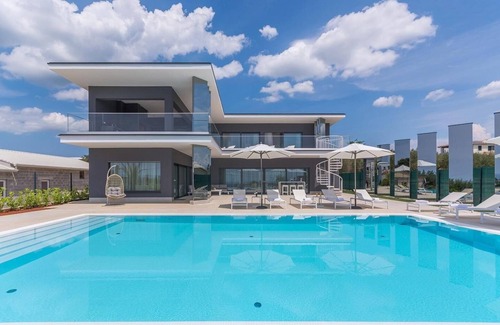 Kastelir-Labinci House | Holiday house Kastelir for 1 - 10 persons with 5 bedrooms - Holiday house