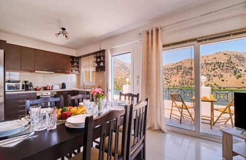 Kavallos House | Holiday house Kavallos for 1 - 8 persons with 2 bedrooms - Twin house