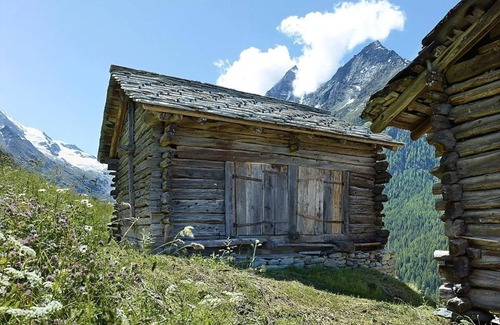 Evolene Ski Chalet | Holiday house La Forclaz VS for 1 - 4 persons with 1 bedroom - Historical building
