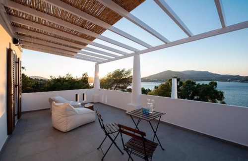 Leros House | Holiday house Leros for 1 - 6 persons with 2 bedrooms - Twin house
