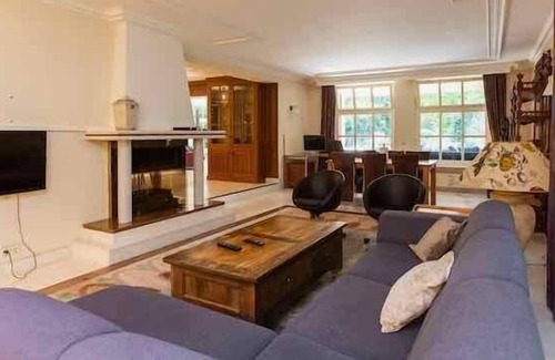 Lieshout House | Holiday house Lieshout for 8 - 16 persons with 4 bedrooms - Holiday house