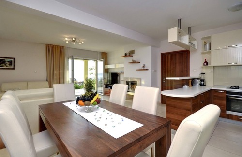 Veliko Brdo Villa | Holiday house Luna in Makarska with private pool