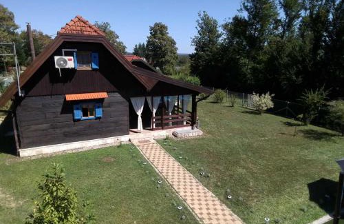 Gladovec Pokupski Villa | Holiday House Monto