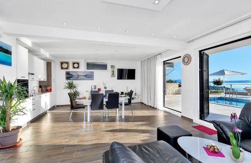 Zelenka House | Holiday house Makarska for 1 - 9 persons with 4 bedrooms - Holiday house