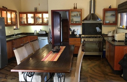 Phalaborwa House | Holiday house Namakgale for 2 - 6 persons with 4 bedrooms - Holiday house