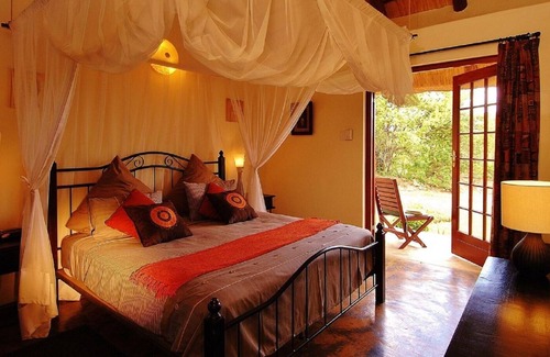 Phalaborwa House | Holiday house Namakgale for 2 - 6 persons with 4 bedrooms - Holiday house