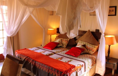 Phalaborwa House | Holiday house Namakgale for 2 - 6 persons with 4 bedrooms - Holiday house