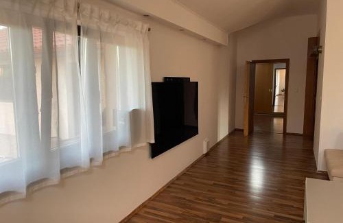 Kraluv Dvur House | Holiday House near Prague