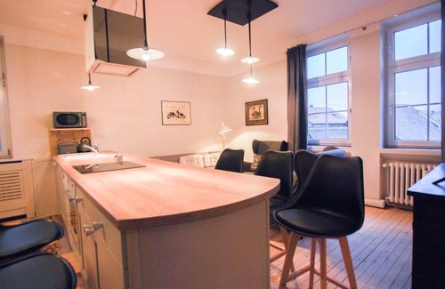 Motsch Apartment | Holiday house "Old school" - Rector's apartment - 90 square meters