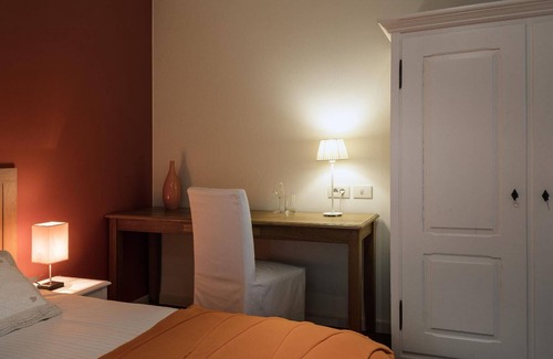 Rumbeke House | Holiday house Roeselare for 1 - 16 persons with 8 bedrooms - Holiday house