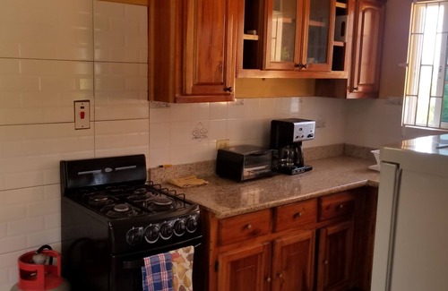 IronShore Estates Villa | Holiday House Second floor Ste