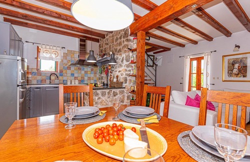 Lozovac House | Holiday house Sibenik for 1 - 7 persons with 3 bedrooms - Holiday house