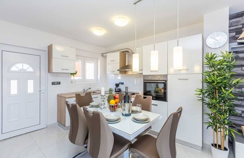Brzac House | Holiday house SOTOVENTO II