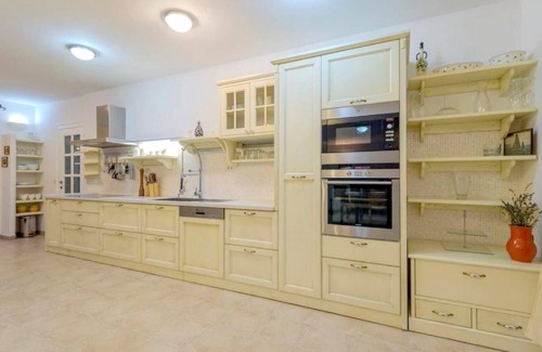 Mirce House | Holiday house Supetar for 1 - 10 persons with 4 bedrooms - Holiday house